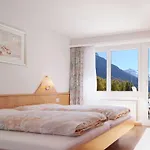 Eden No. 7 3* Saas Fee