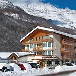 Hotel Eden No. 7 3*