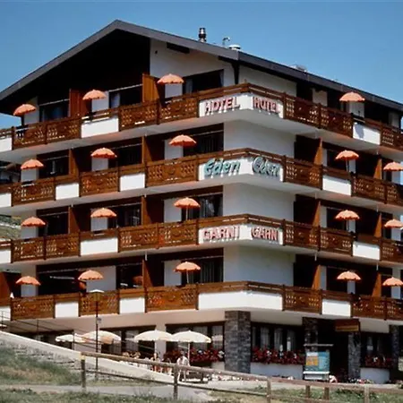 Eden No. 7 Hotel