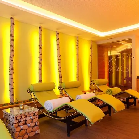 Hotel Eden No. 7 3*